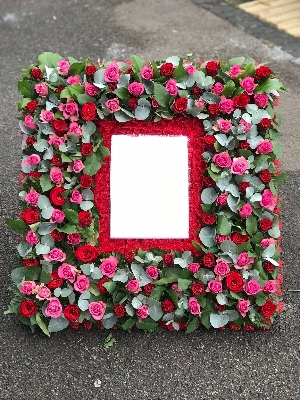 Photo frame red and pink