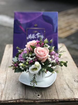 Mothersday Mini Teacup and Saucer with milk tray