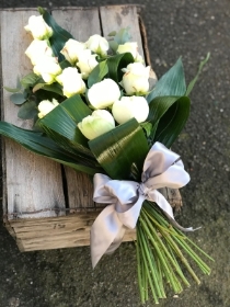 White rose Handtied Tribute